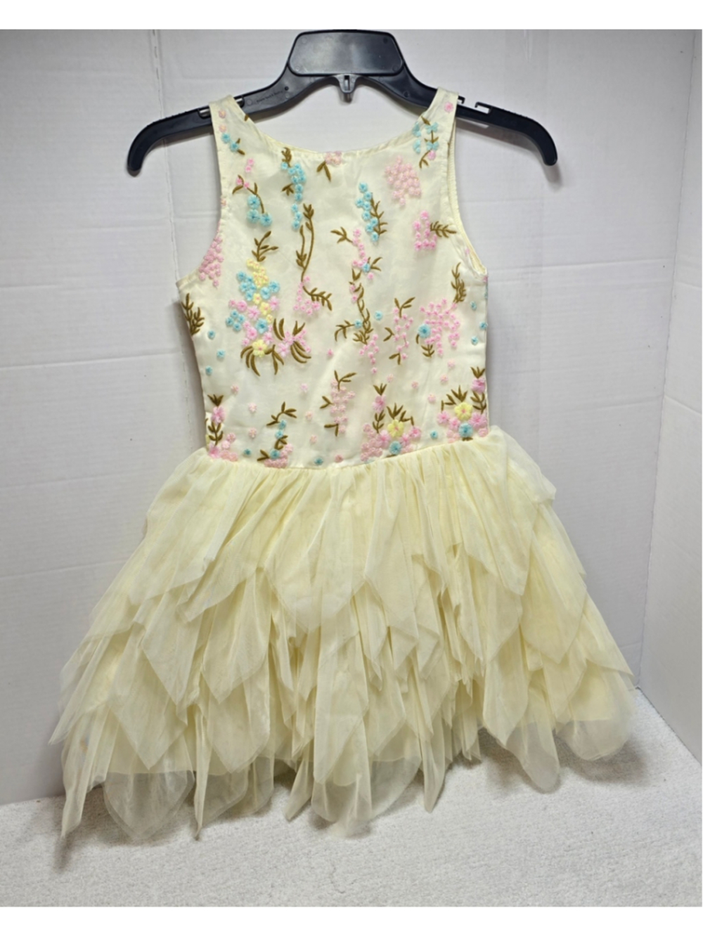 Girls Nanette lepore Floral Embroidered Tulle Dress Size 6 cream Pink